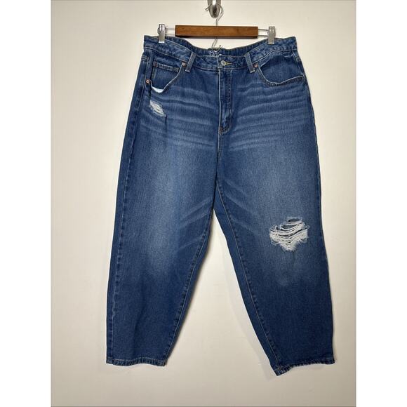 Time and Tru Womens High Rise Barrel Leg Jeans 16 Distressed Indie Ankle Denim - Picture 1 of 7